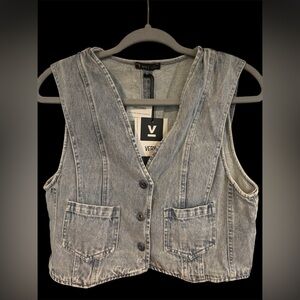 Very J Button up Jean Vest NWT